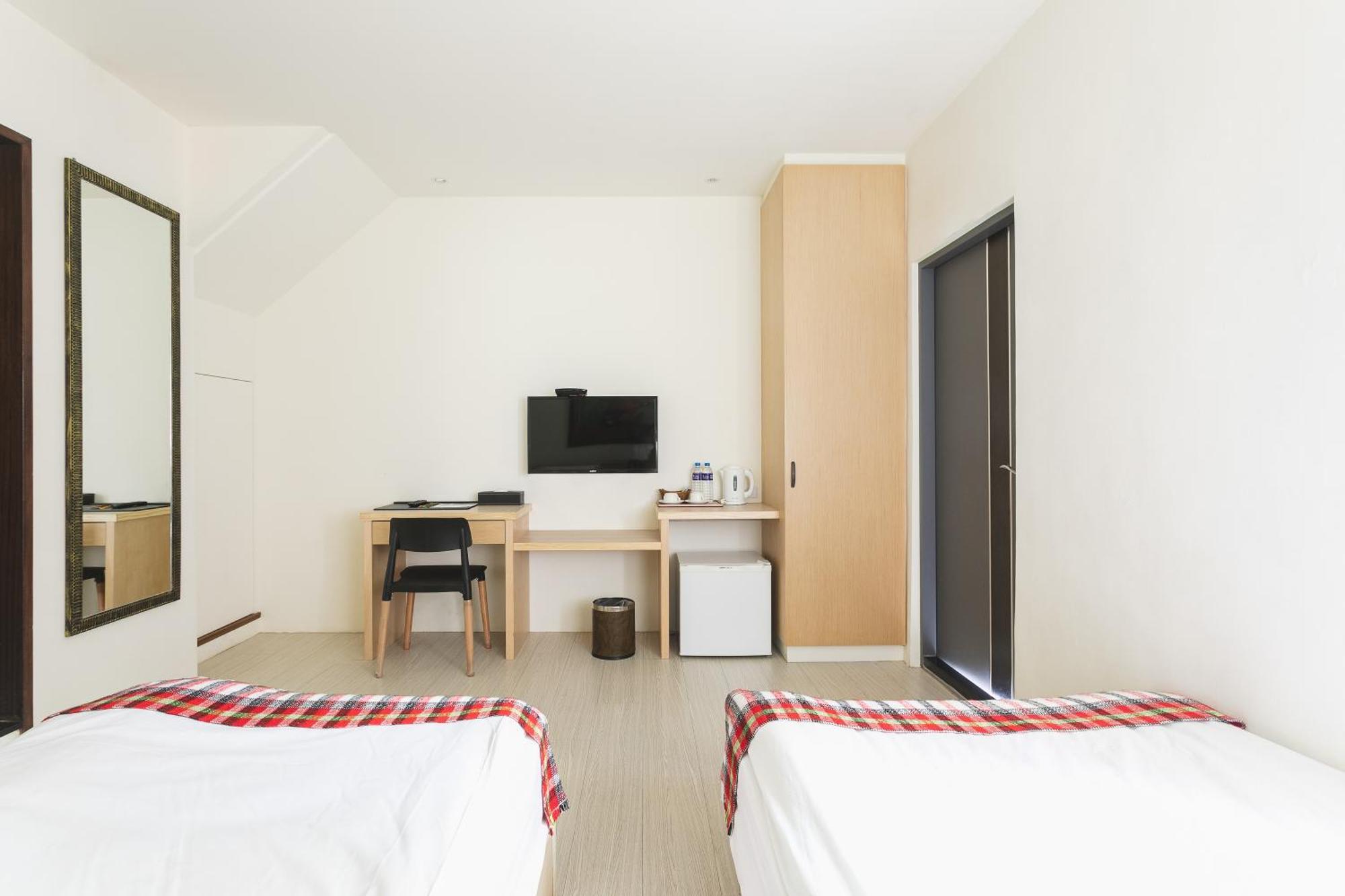 Tropical Low Boundary B&B 東河郷 エクステリア 写真