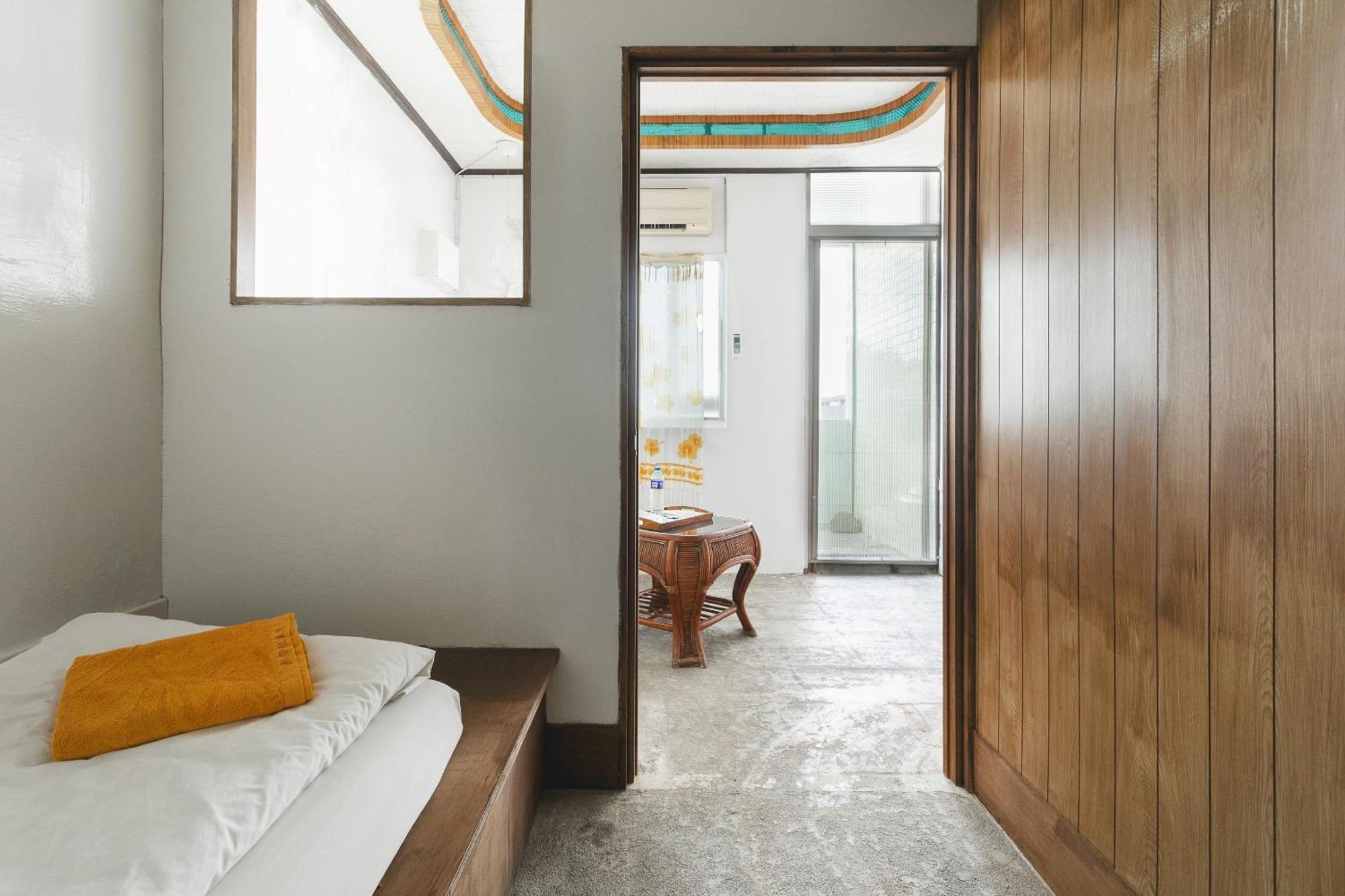 Tropical Low Boundary B&B 東河郷 エクステリア 写真