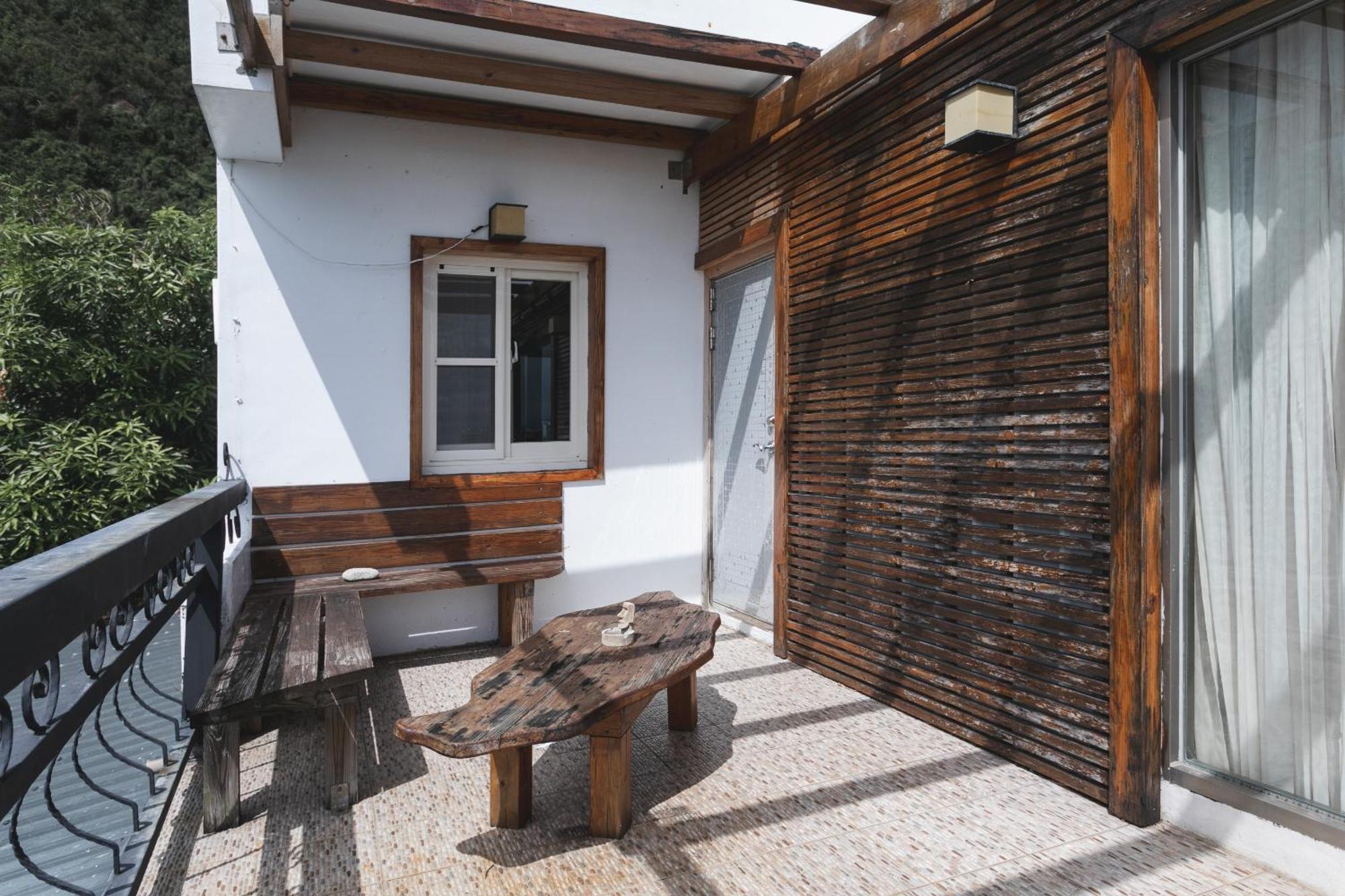 Tropical Low Boundary B&B 東河郷 エクステリア 写真